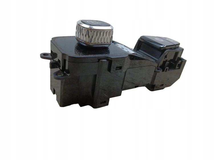 PANEL START STOP VOLVO XC90 II LIFT (2019-2024) 2.0 T8 390KM 31443818