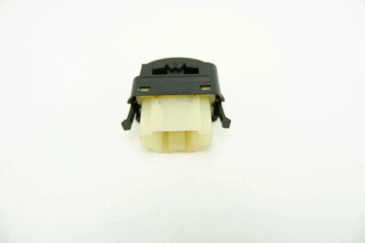 PRZYCISK OTWIERANIA DACHU SMART FORTWO 600 BENZ 0004817V001