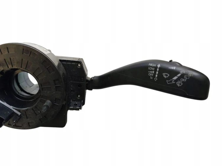 PRZEŁĄCZNIK ZESPOLONY SKODA FABIA II LIFT (2010-2014) 1.6 TDI 75KM 6Q095965