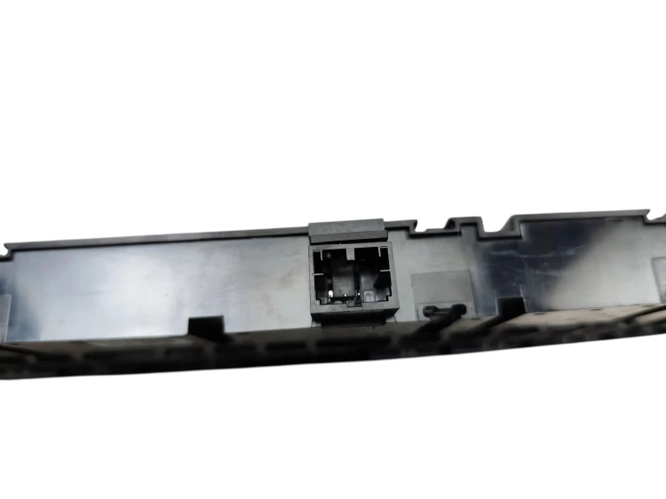 PANEL ŚRODKOWY SKODA OCTAVIA IV (2019-2024) 1.0 TSI 110KM 5E3925200F