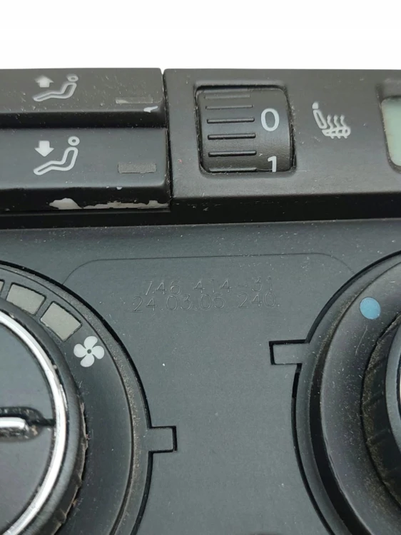 PANEL KLIMATYZACJI CLIMATRONIC VOLKSWAGEN PASSAT B6 (2005-2010) 1.6 FSI 115