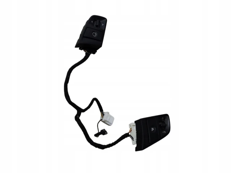 PRZYCISKI MULTIFUNKCJI KIEROWNICY KIA VENGA (2009-2014) 1.4 CVVT 90KM 96700
