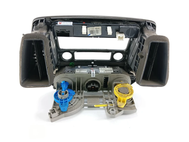 RAMKA ŚRODKOWA PANEL KLIMATYZACJI HYUNDAI I20 I LIFT (2012-2015) 1.2 16V 86
