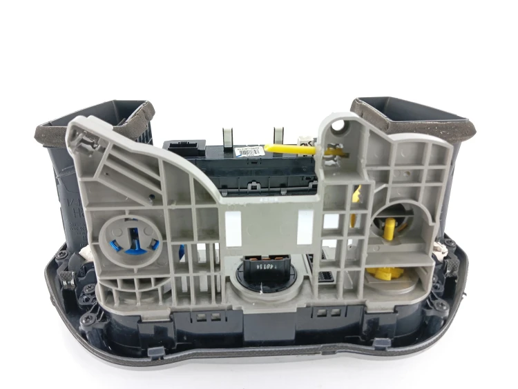 RAMKA ŚRODKOWA PANEL KLIMATYZACJI HYUNDAI I20 I LIFT (2012-2015) 1.2 16V 86