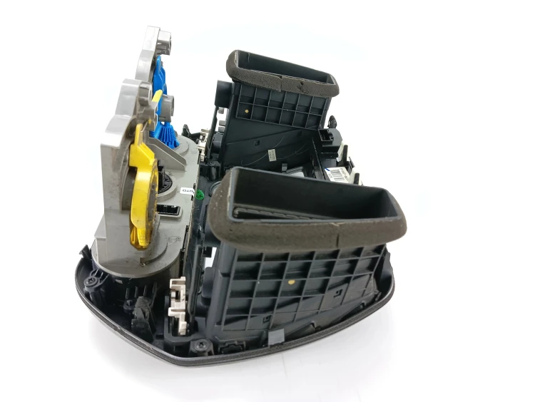 RAMKA ŚRODKOWA PANEL KLIMATYZACJI HYUNDAI I20 I LIFT (2012-2015) 1.2 16V 86
