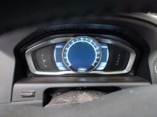 LICZNIK VOLVO XC60 I LIFT (2013-2017) 3.2 24V 243KM 31412263