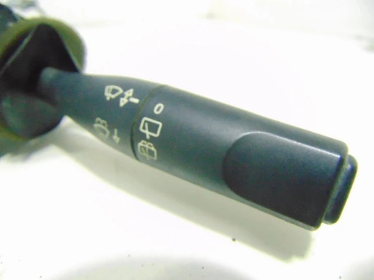PRZEŁĄCZNIK ZESPOLONY PEUGEOT 206 (1998-2002) 1.4 HDI 96049597ZL