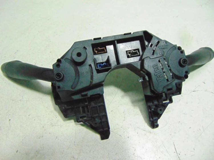 PRZEŁĄCZNIK ZESPOLONY CITROEN C4 PICASSO (2006-2013) 1.6 HDI 96656016XT
