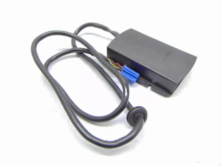 GNIAZDO USB AUX RENAULT CLIO III (2005-2009) 7711419487
