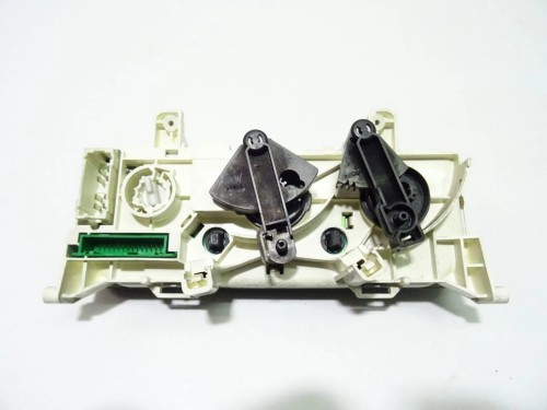 PANEL NAWIEWU RENAULT CLIO II LIFT (2003-2005)