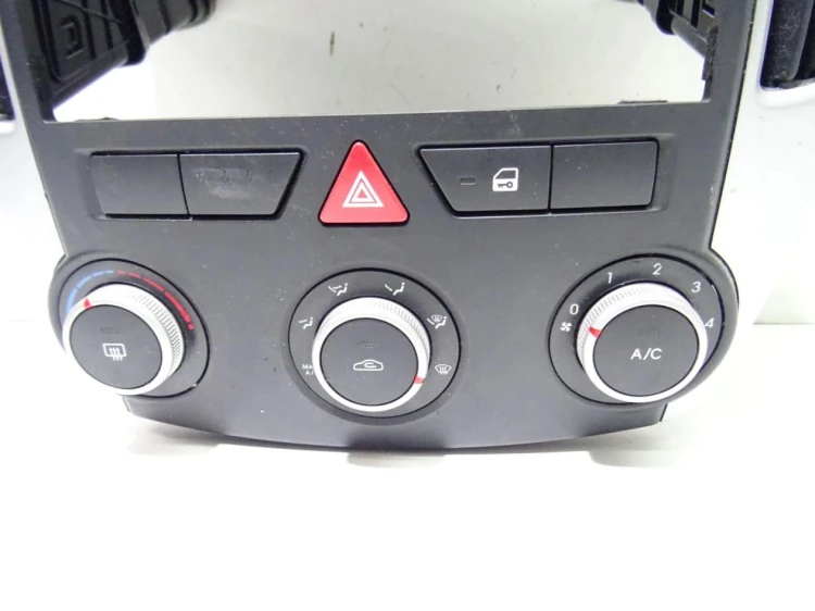PANEL ŚRODKOWY KIA CEED I LIFT
