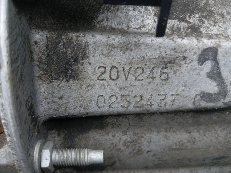SKRZYNIA BIEGÓW OPEL CROSSLAND X 1.5 Turbo D 102KM 75kW 20V246 102 TYŚ