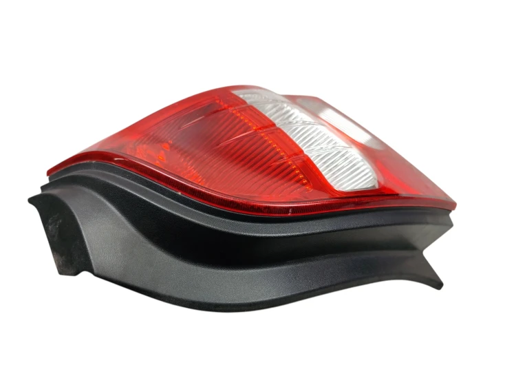 LAMPA PRAWY TYŁ RENAULT TWINGO II (07-12) 8200387889