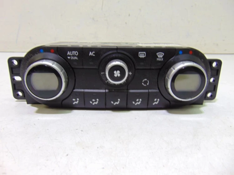 PANEL NAWIEWU RENAULT KOLEOS (2008-2015)