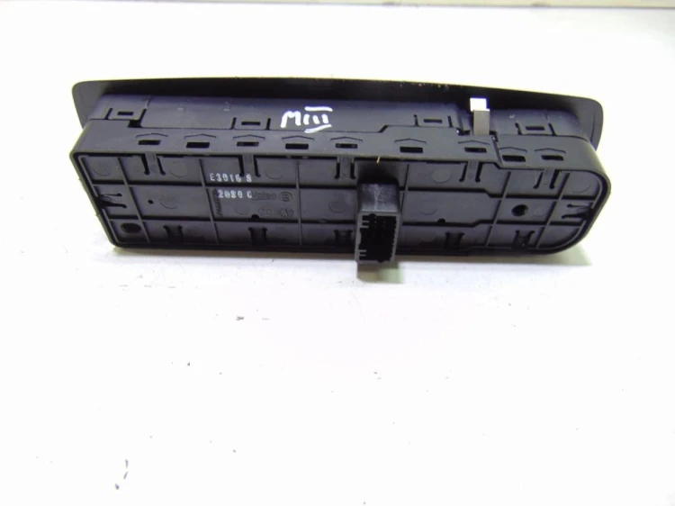 PANEL STEROWANIA SZYB RENAULT MEGANE III (2008-2013)
