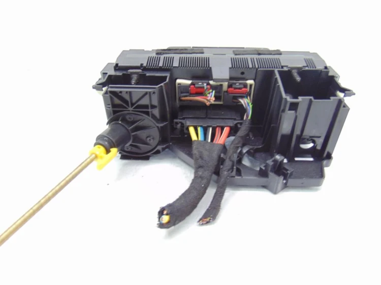 PANEL NAWIEWU VOLKSWAGEN EOS (2005 - 2015) 2.0 TDI