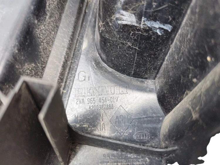 LAMPA LEWY TYŁ RENAULT TWINGO II (2007-2012) 1.2 16V 76KM 8200387888