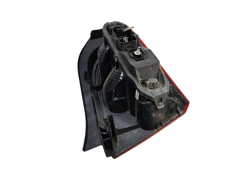 LAMPA LEWY TYŁ RENAULT TWINGO II (2007-2012) 1.2 16V 76KM 8200387888