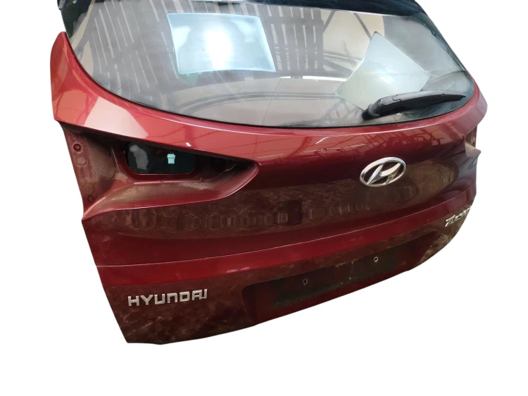 KLAPA BAGAŻNIKA HYUNDAI TUCSON III LAK: S3W (15-18)