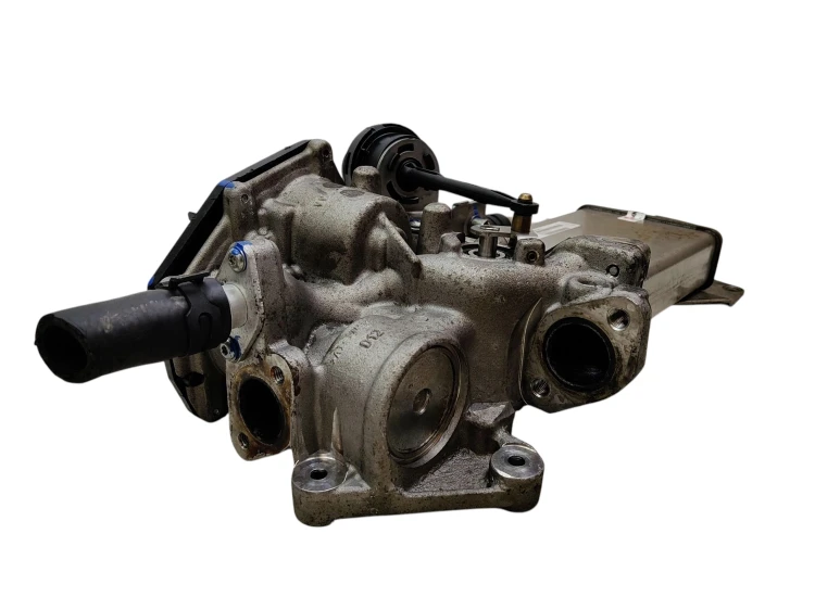 CHŁODNICZKA EGR AUDI Q5 8R A5 8T A6 C7 A4 B8 2.0 TDI 03L131512DT