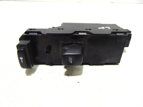 PANEL STEROWANIA SZYB VOLVO XC90 (2002-2006)