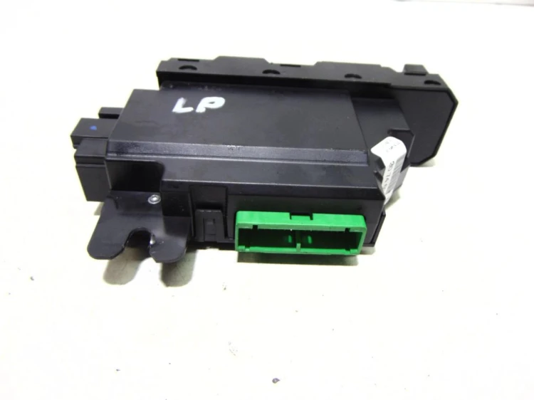 PANEL STEROWANIA SZYB VOLVO XC90 (2002-2006)