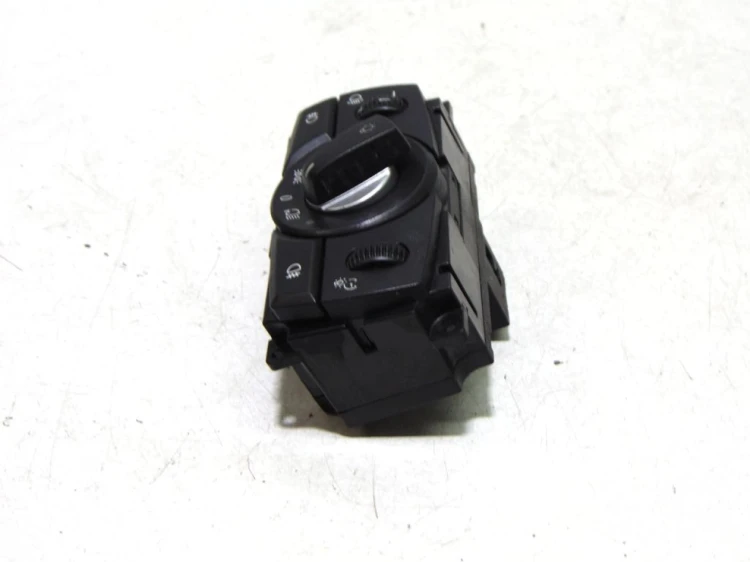 PRZEŁĄCZNIK ŚWIATEŁ BMW E60 LIFT(2007-2010)