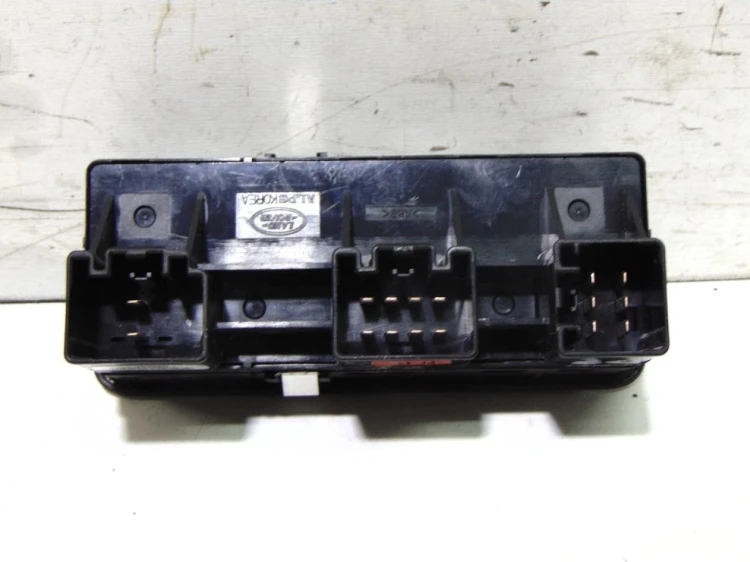PANEL STEROWANIA SZYB LAND ROVER DISCOVERY III (2004-2009)