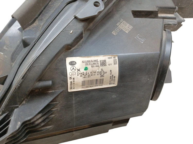 LAMPA PRAWY PRZÓD MERCEDES E W212 LIFT (2012-2016) 2.2 BlueTEC 136KM A21282