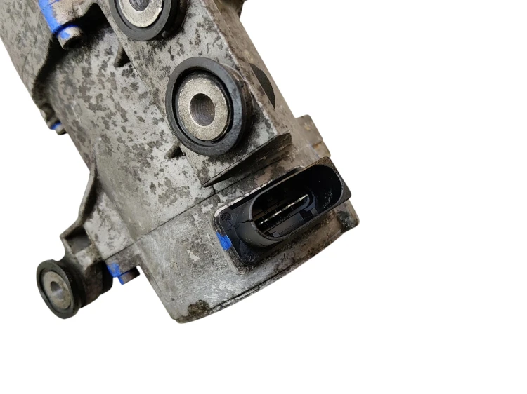 ELEKTRYCZNA POMPA WODY BMW E60 E61 E90 E91 2.5 190KM N53