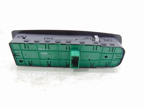 PANEL STEROWANIA SZYB RENAULT MEGANE III (2008-2013) 1.6 16V