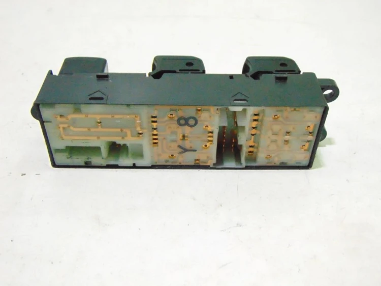 PANEL STEROWANIA SZYB NISSAN MURANO Z50 (2003-2008)