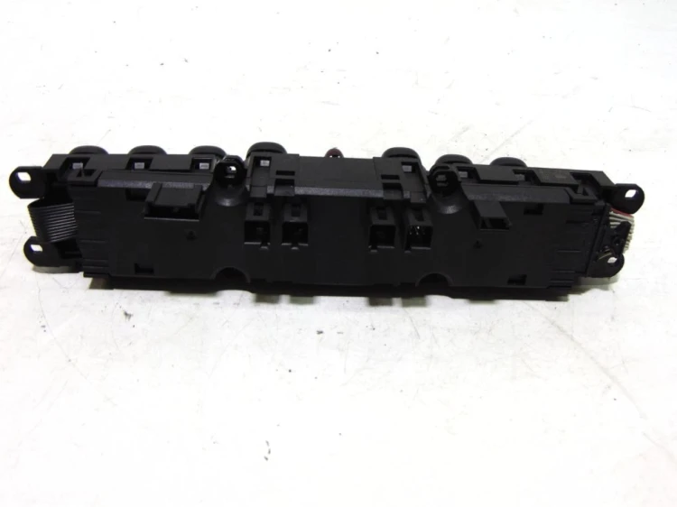 PANEL ŚRODKOWY MERCEDES CL500 W215