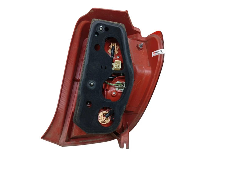 LAMPA LEWY TYŁ TOYOTA URBAN CRUISER (2008-2014) 1.33 101KM
