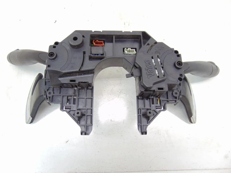 PRZEŁĄCZNIK ZESPOLONY CITROEN C4 PICASSO (2006-2013) 1.6 HDI 6242Z0