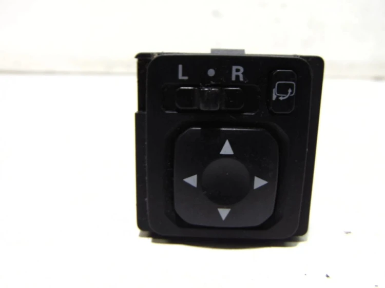 PANEL STEROWANIA LUSTEREK MITSUBISHI OUTLANDER II (2006 - 2013)