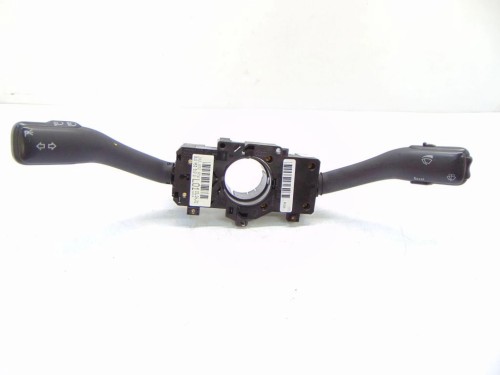 PRZEŁĄCZNIK ZESPOLONY AUDI TT (1998 - 2006) 1.8 TURBO 8L0953513