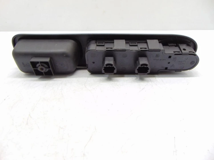 PANEL STEROWANIA SZYB PEUGEOT 307 (2001-2005) 2.0 HDI 136KM