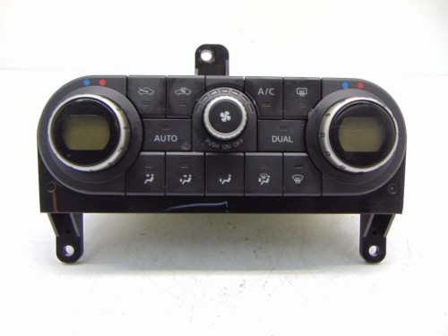 PANEL NAWIEWU NISSAN QASHQAI (2007-2013) 2.0 16V 27500JD40D
