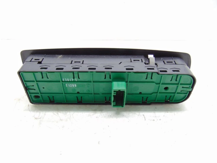 PANEL STEROWANIA SZYB RENAULT MEGANE III (2008-2013) 1.5 DCI
