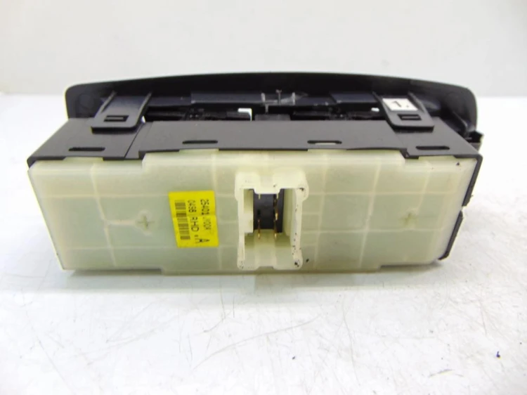 PANEL STEROWANIA SZYB RENAULT KOLEOS (2008-2015) 2.0 DCI