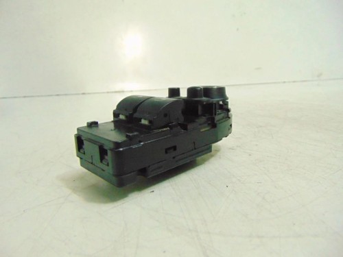 PANEL STEROWANIA SZYB BMW E82 (2007-2011) 123D N47D20D 204KM