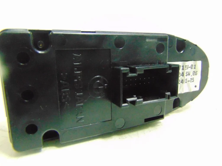 PANEL STEROWANIA SZYB BMW E82 (2007-2011) 123D N47D20D 204KM