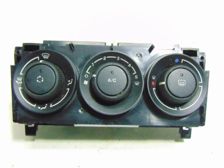 PANEL NAWIEWU PEUGEOT 5008 2.0 HDI