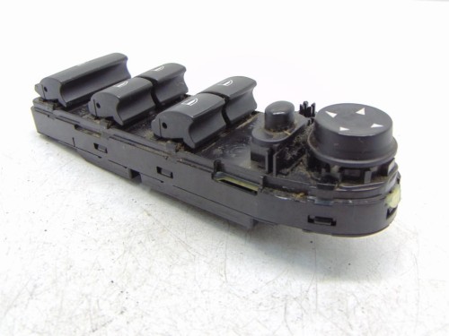 PANEL STEROWANIA SZYB BMW E88 2.0 BEN (143KM) 9217317-01