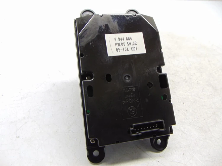 PANEL STEROWANIA NAWIGACJI GPS BMW E61 3.0D 217KM 6944884