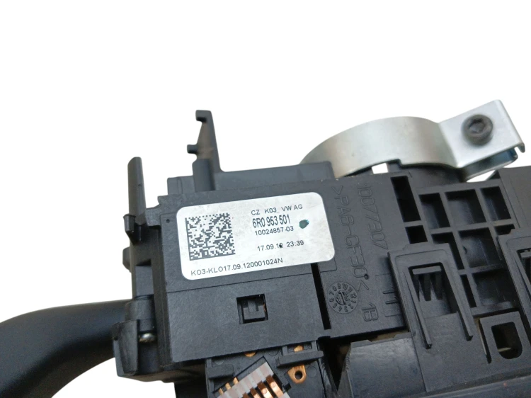 PRZEŁĄCZNIK ZESPOLONY SKODA FABIA II LIFT (2010-2014) 1.6 TDI 75KM 6R095350