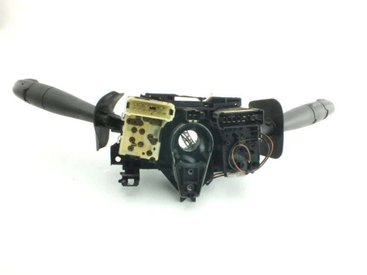 PRZEŁĄCZNIK ZESPOLONY RENAULT CLIO II (1998-2003) 1.5 DCI 7700410115C