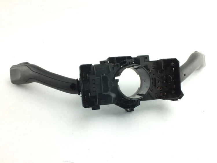 PRZEŁĄCZNIK ZESPOLONY VOLKSWAGEN GOLF IV 1.9 TDI 8L0953513