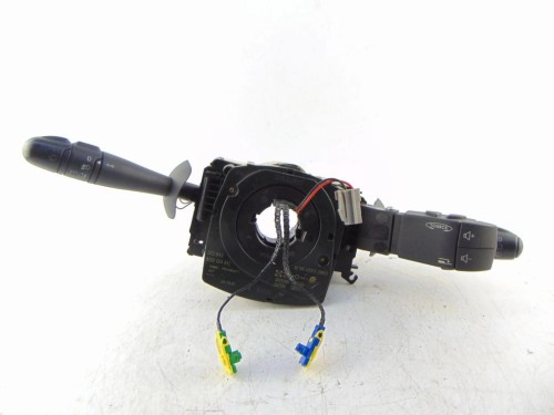 PRZEŁĄCZNIK ZESPOLONY RENAULT LAGUNA II LIFT (2005-2007) 2.0 DCI 8200004642